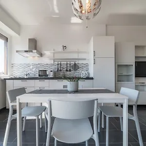  Apartment Nomentana White By Ghor Italy